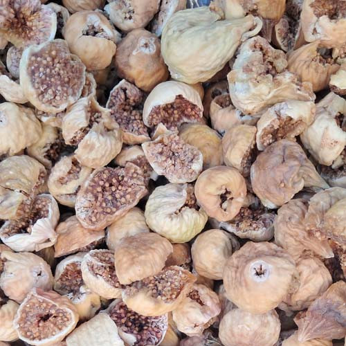 انجیر خشک گنجشک خورده
